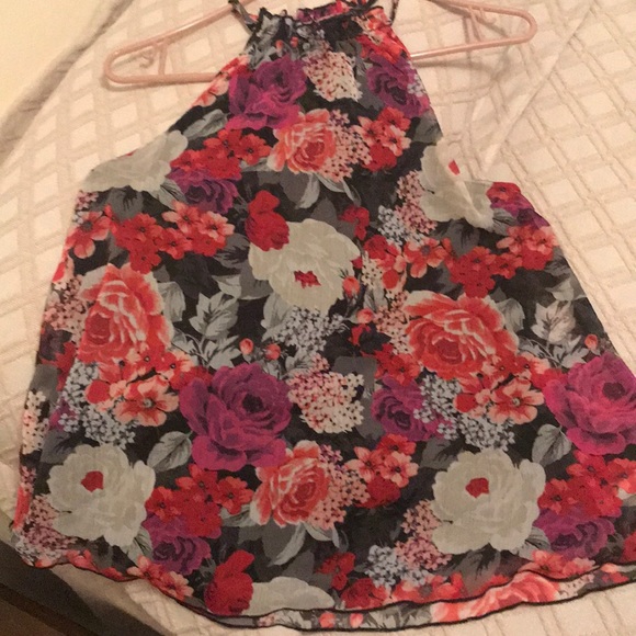 floral flowy sleeveless top - Picture 5 of 6